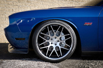 MAGIC Gloss Black with Machined Face on Dodge Challenger 392 Hemi