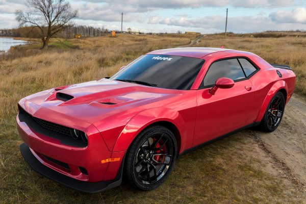 ベル　エンチャンテッド Vicrez® vz102128 - Hellcat Style Hood with Air Vent Scoop (Unpainted)