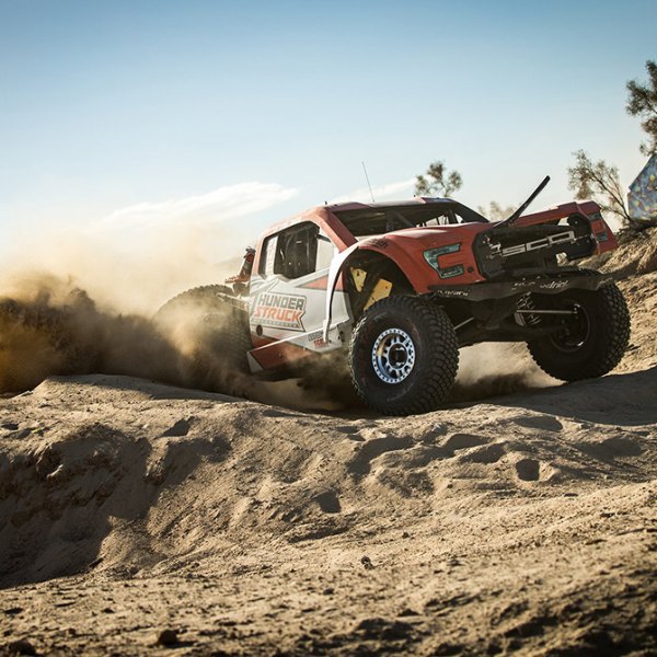 VISION® - Wheeks on Jeep Wrangler 