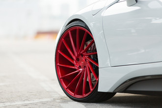 VPS304 Red on BMW I8