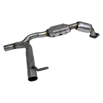 Walker® - Ultra™ Direct Fit Round and Standard Oval Body Catalytic Converter and Pipe Assembly