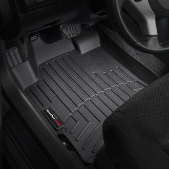 WeatherTech® - DigitalFit™ 1st Row Black Molded Floor Liners
