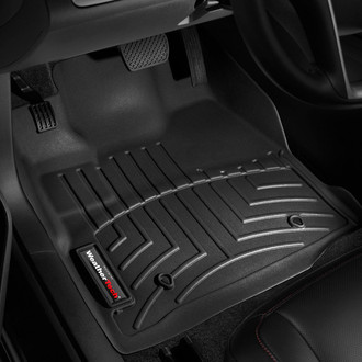 WeatherTech® - DigitalFit™ 1st Row Black Molded Floor Liners