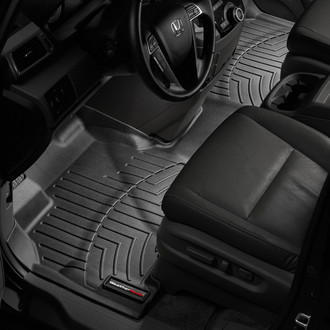 WeatherTech® - DigitalFit™ 1st Row (Over the Hump) Black Molded Floor Liner