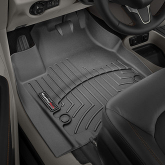 WeatherTech® - DigitalFit™ 1st Row Black Molded Floor Liners