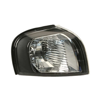URO Parts® - Passenger Side Replacement Turn Signal/Corner Light